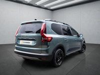 Gebraucht Dacia Jogger Extreme 101 PS (74 kW) 2023 Grün Van / Kleinbus