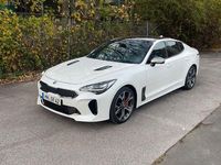 Gebraucht Kia Stinger GT 370 PS (272 kW) 2018 Weiß Kleinwagen