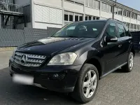 Gebraucht Mercedes ML280 190 PS (139 kW) 2008 Schwarz SUV