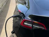 Second-hand Tesla Model Y Performance 320 kW (436 CP) 2023 Negru SUV