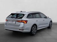 Gebraucht Skoda Octavia Clever 204 PS (150 kW) 2022 Silber Kombi