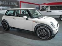 Gebraucht Mini ONE 90 PS (66 kW) 2002 Blau Kleinwagen