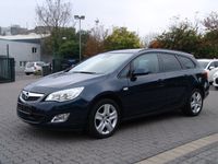 Gebraucht Opel Astra Design Edition 125 PS (91 kW) 2012 Blau metallic Kombi