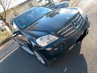 Usata Mercedes ML320 2005 Nero SUV
