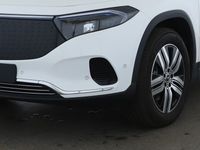 Gebraucht Mercedes EQA250 Progressive 139 kW (190 PS) 2024 Polarweiss SUV