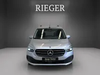 Gebraucht Mercedes T180 Progressive 131 PS (96 kW) 2025 Silber Van / Kleinbus