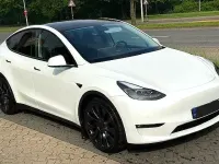 Usata Tesla Model Y Performance 392 kW (534 CV) 2022 Bianco SUV