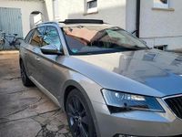 Gebraucht Skoda Superb 280 PS (205 kW) 2016 Gelb Kombi