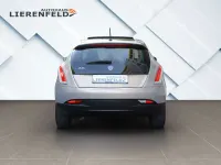 Gebraucht Lancia Delta 120 PS (88 kW) 2010 Schwarz Kleinwagen