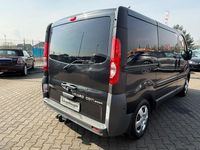 Gebraucht Opel Vivaro 114 PS (83 kW) 2012 Schwarz Van / Kleinbus