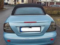 Gebraucht Mercedes CLK320 224 PS (164 kW) 2003 Blau Cabrio