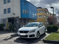 Gebraucht Peugeot 308 131 PS (96 kW) 2019 Weiß Limousine