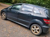 Gebraucht Mercedes B180 115 PS (84 kW) 2011 Schwarz Van / Kleinbus