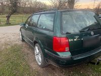 Gebraucht VW Passat 150 PS (110 kW) 2000 Grün Kombi