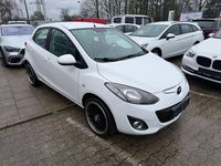 Gebraucht Mazda 2 Active 84 PS (61 kW) 2011 Weiß Kleinwagen