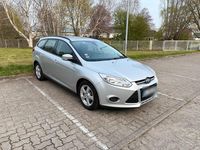 Usata Ford Focus 116 CV (85 kW) 2013 Grigio Station wagon