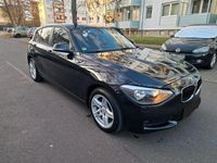 Gebraucht BMW 118 143 PS (105 kW) 2012 Schwarz Kleinwagen