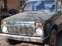 Gebraucht Lada niva 82 PS (60 kW) 2001 Grün SUV
