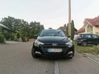 Gebraucht Hyundai i20 Active 84 PS (61 kW) 2017 Schwarz Kleinwagen