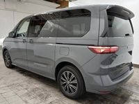 Gebraucht VW Multivan Advance 150 PS (110 kW) 2024 Pure grey Van