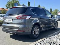 Gebraucht Ford S-MAX Titanium 150 PS (110 kW) 2018 Grau Van / Kleinbus