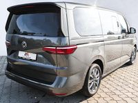 Gebraucht VW Multivan Life 150 PS (110 kW) 2024 Indiumgrau metallic Van / Kleinbus