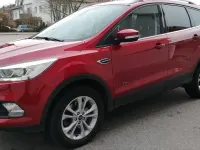 Gebraucht Ford Kuga Titanium 182 PS (133 kW) 2018 Rot SUV