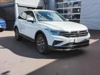 Gebraucht VW Tiguan Life 131 PS (96 kW) 2023 Weiß SUV