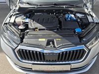 Gebraucht Skoda Octavia First Edition 150 PS (110 kW) 2021 Silber Kombi