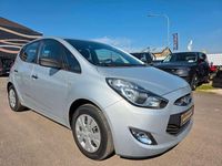 Gebraucht Hyundai ix20 Classic 90 PS (66 kW) 2011 Continental silver Kleinwagen