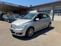 Gebraucht Mercedes B200 136 PS (100 kW) 2008 Silber Van / Kleinbus