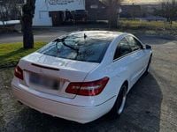 Używany Mercedes E350 Avantgarde 306 KM (225 kW) 2012 Biały Coupe