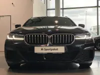 Gebraucht BMW 530 M Sport 286 PS (210 kW) 2023 Schwarz Limousine