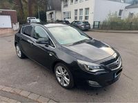 Gebraucht Opel Astra Edition 140 PS (102 kW) 2011 Schwarz Limousine