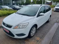 Gebraucht Ford Focus 109 PS (80 kW) 2010 Weiß Limousine