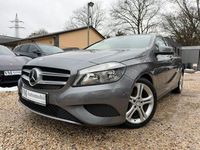 Gebraucht Mercedes A180 122 PS (89 kW) 2015 Grau Limousine