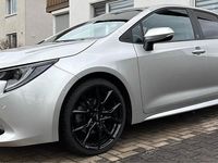 Gebraucht Toyota Corolla Team 180 PS (132 kW) 2022 Grau Limousine