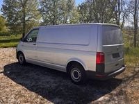 Second-hand VW Transporter 150 CP (110 kW) 2018 Argintiu Van