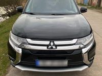 Gebraucht Mitsubishi Outlander Plus 150 PS (110 kW) 2017 Schwarz SUV