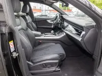 Gebraucht Audi Q8 S-Line 286 PS (210 kW) 2023 Schwarz SUV