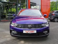 Gebraucht VW Passat R-line 190 PS (139 kW) 2022 Blau Kombi