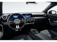 Gebraucht Mercedes CLA200 Advanced Plus 163 PS (119 kW) 2024 Schwarz Limousine