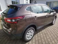Gebraucht Nissan Qashqai 116 PS (85 kW) 2018 Braun SUV