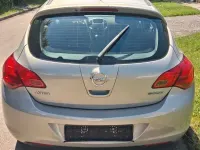 Gebraucht Opel Astra Edition 87 PS (63 kW) 2010 Gold Limousine