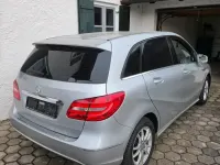 Gebraucht Mercedes B180 122 PS (89 kW) 2014 Grau Kleinwagen