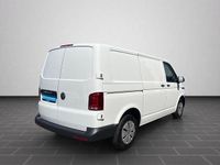 Gebraucht VW Transporter 110 PS (80 kW) 2024 Candyweiß Van