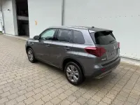 Neu Suzuki Vitara Comfort 110 PS (80 kW) 2026 Grau SUV