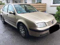 Brugt VW Bora 75 HK (55 kW) 2003 Guld Sedan