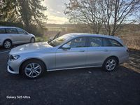 Gebraucht Mercedes E220 194 PS (142 kW) 2018 Grau Kombi
