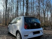 Gebraucht VW up! 60 PS (44 kW) 2018 Weiß Kleinwagen